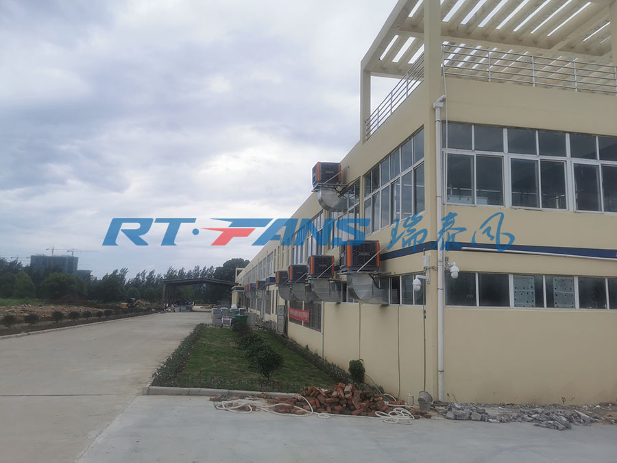 瑞泰風(fēng)冷風(fēng)機(jī),廠房降溫,車(chē)間降溫設(shè)備